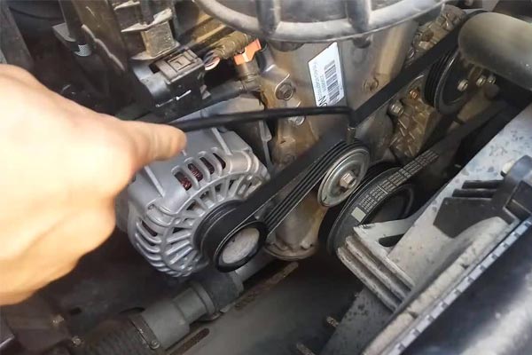 门源转速传感器的工作原理是什么？