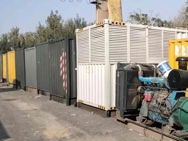 门源200KW柴油发电机机组每小时油耗是多少？